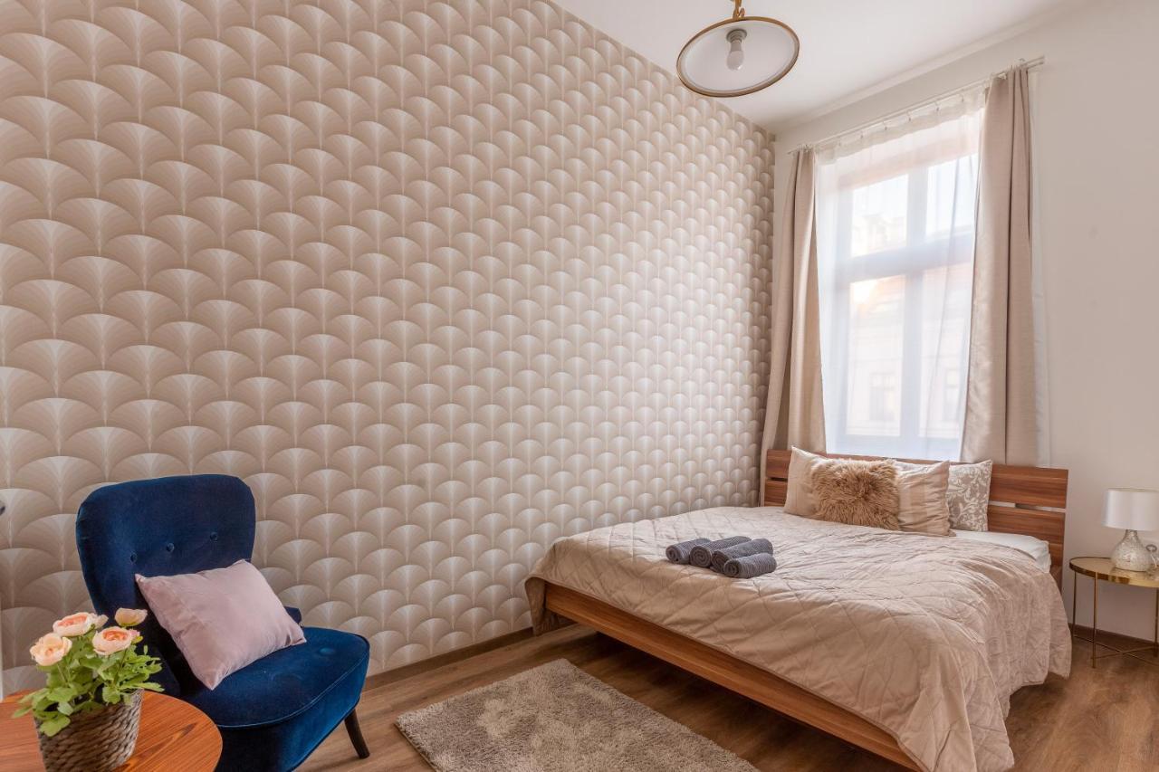 Explore Budapest From A Luxurious Cozy Apartment Экстерьер фото